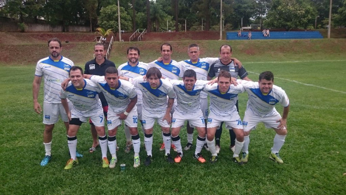 Categoria Adulto da AABB Niterói começa bem, mas cai ainda na primeira fase.